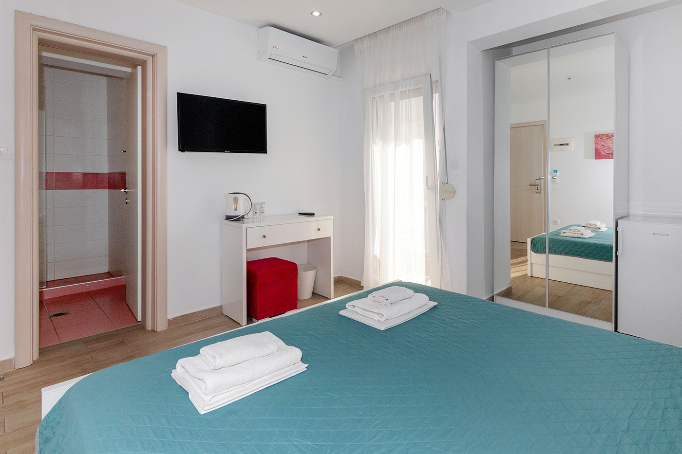 Agelina Room 6 _09