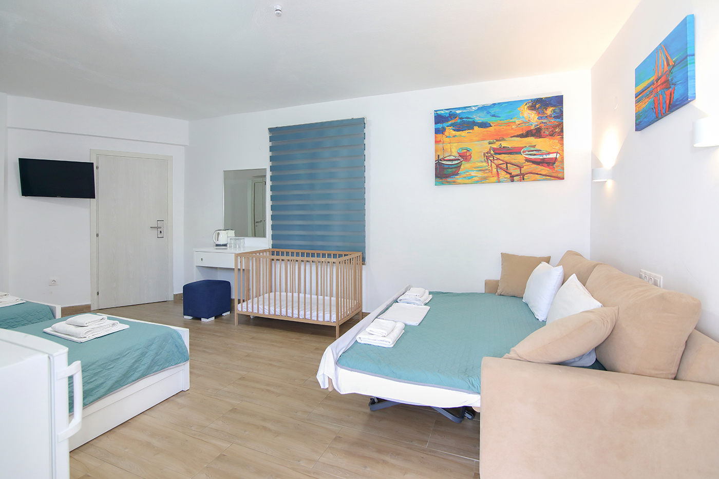 Agelina Room 20 _01
