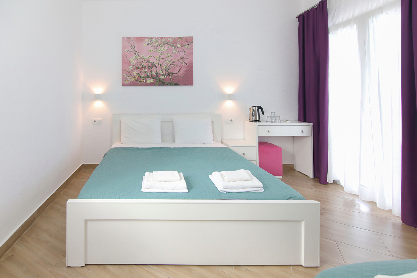 Agelina Room 40 _02