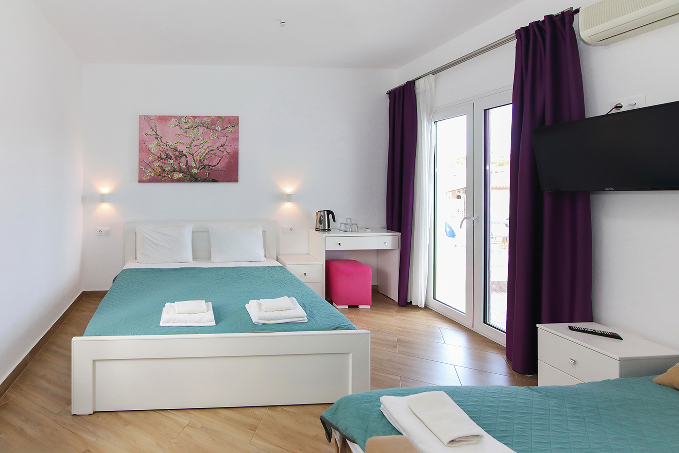 Agelina Room 40 _13